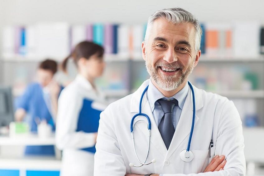 Doctor treats Artry